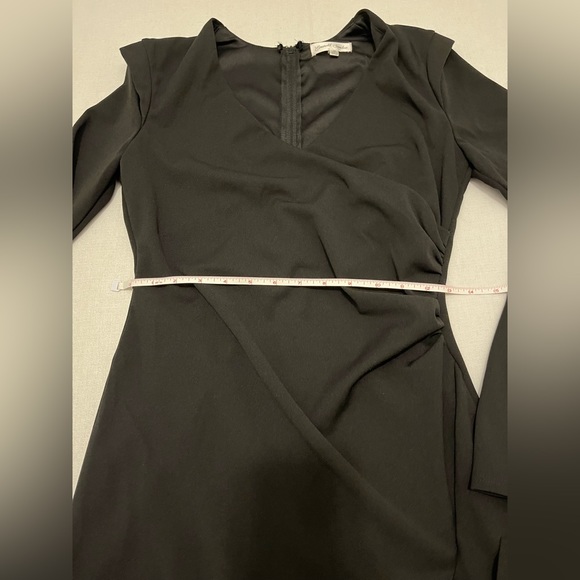 Emerald Sundae Medium Long Sleeve Midi Dress NWOT - Picture 7 of 13